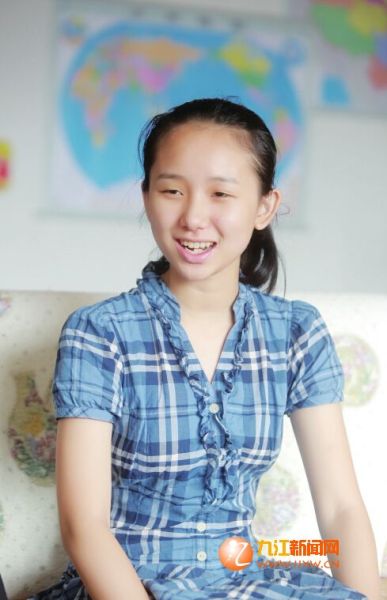 九江15岁女孩获全额奖学金 赴新加坡公派留学
